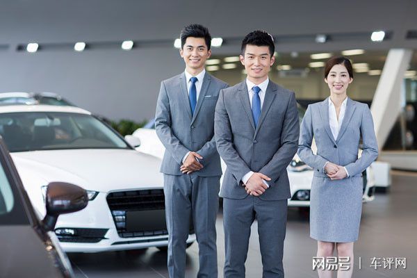 4S店窮途末路？汽車銷售直營化浪潮下的轉(zhuǎn)型思考